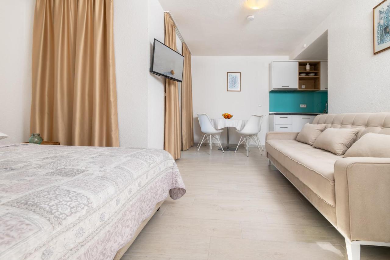 Apartments Sentic เนอุม ภายนอก รูปภาพ
