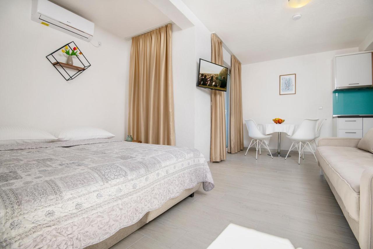 Apartments Sentic เนอุม ภายนอก รูปภาพ
