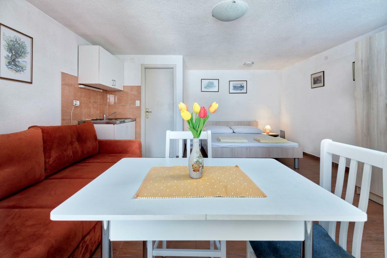 Apartments Sentic เนอุม ภายนอก รูปภาพ